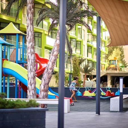 Ace Aparthotel Pool & Spa Mamaia Nord Navodari Exterior photo